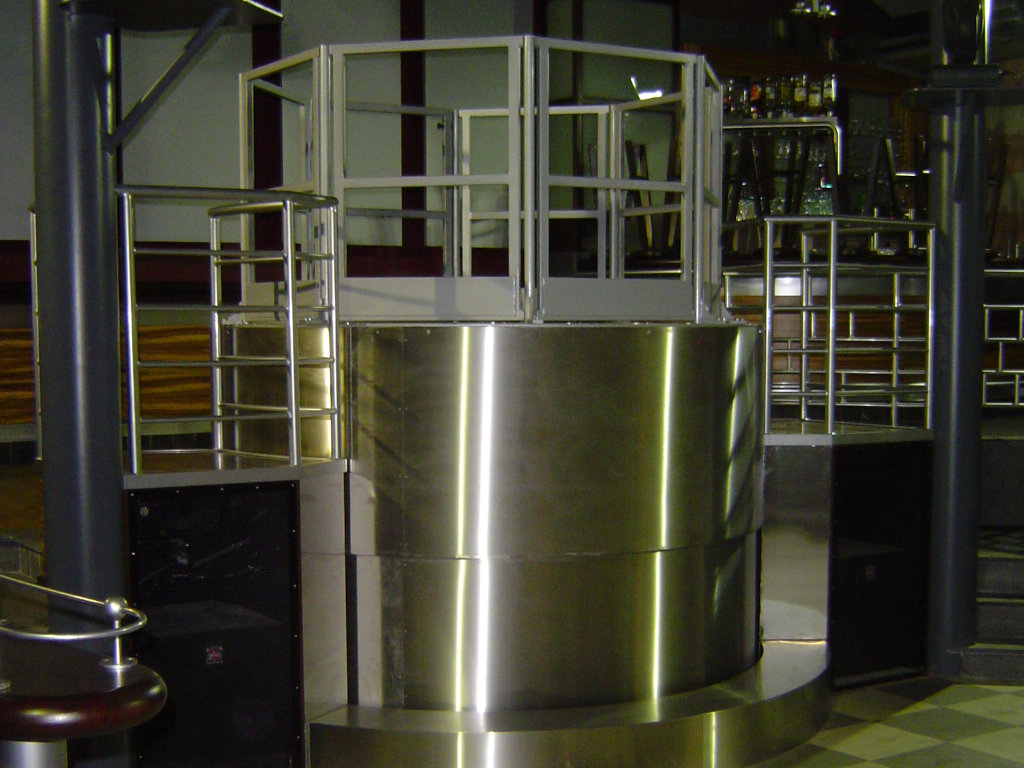 Special lift in nightclub